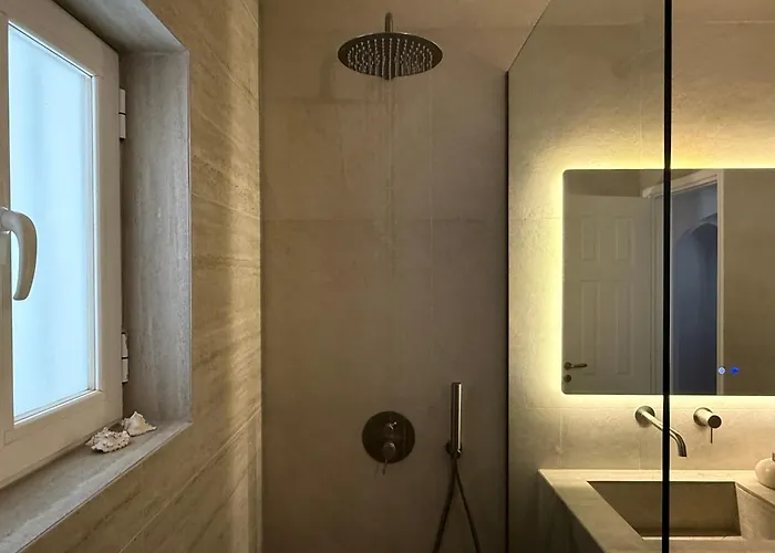 Parian Marble House Vakantiehuis